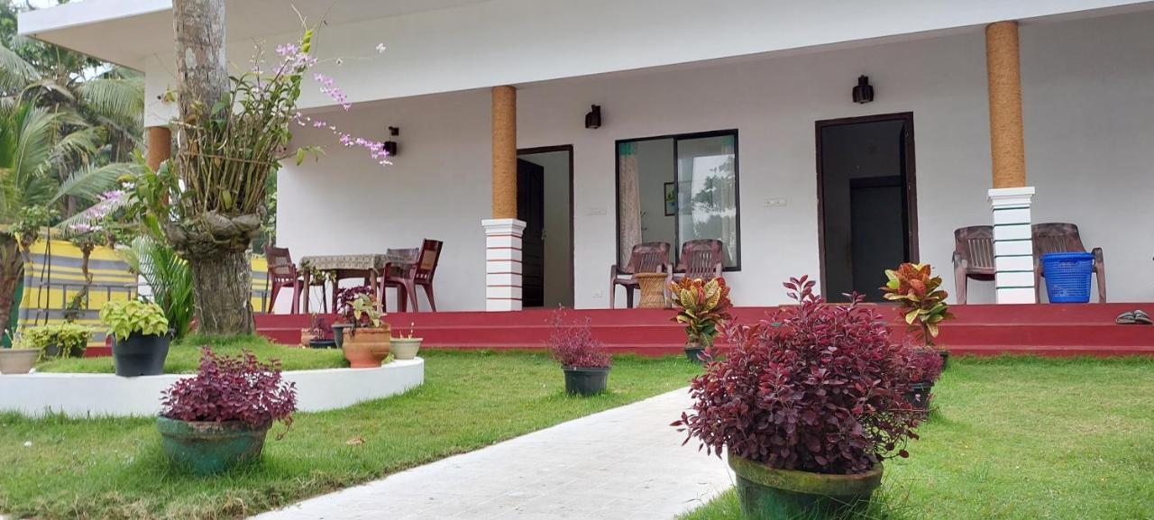 Marari Phoenix Beach Homestay Mararikulam Eksteriør billede