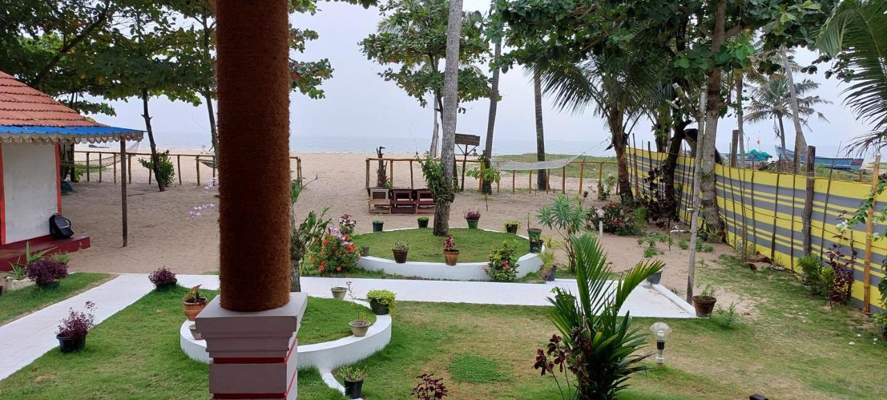 Marari Phoenix Beach Homestay Mararikulam Eksteriør billede