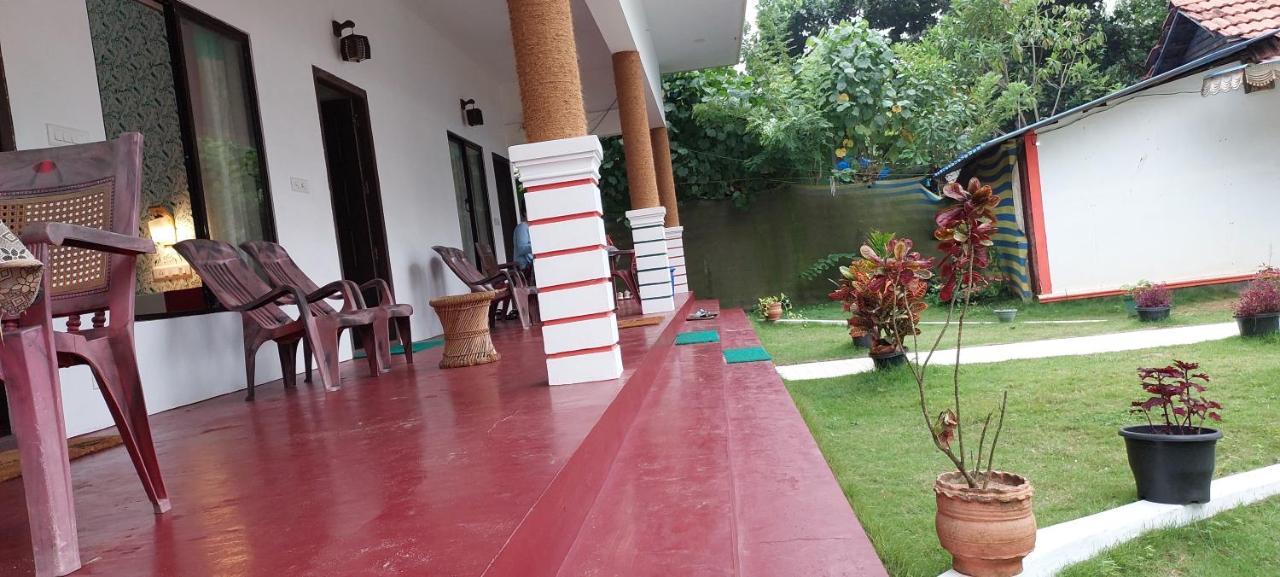Marari Phoenix Beach Homestay Mararikulam Eksteriør billede