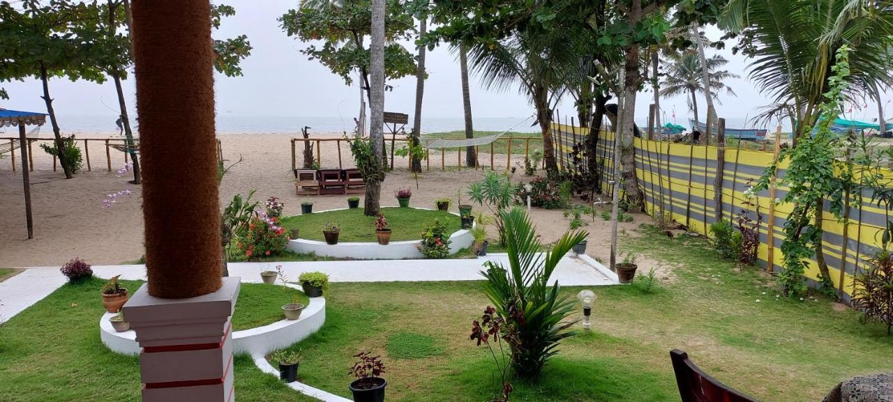 Marari Phoenix Beach Homestay Mararikulam Eksteriør billede