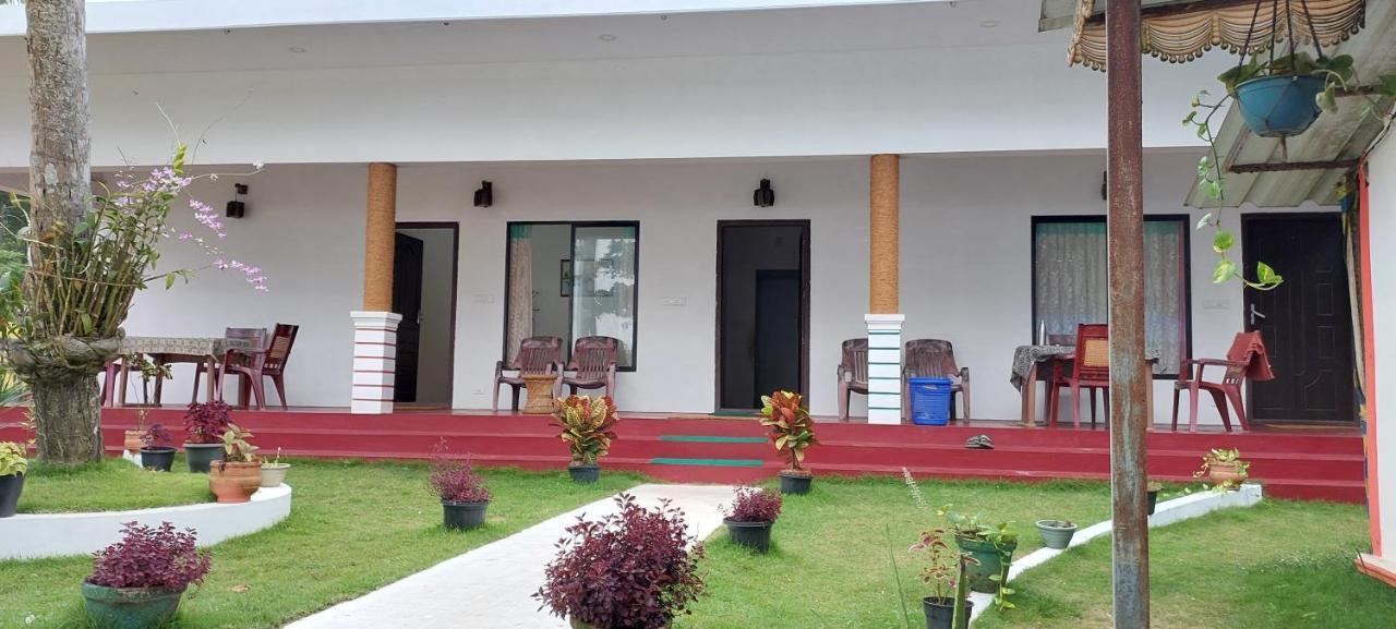 Marari Phoenix Beach Homestay Mararikulam Eksteriør billede
