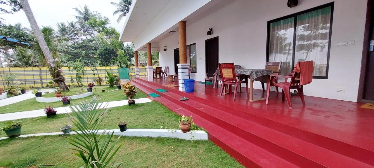 Marari Phoenix Beach Homestay Mararikulam Eksteriør billede