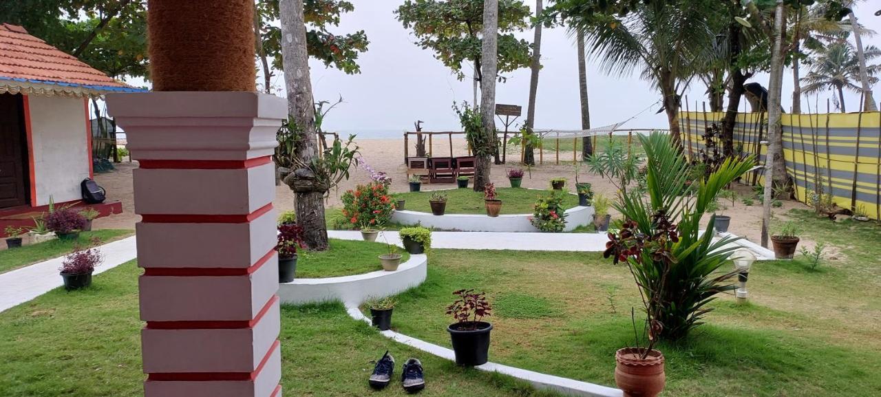 Marari Phoenix Beach Homestay Mararikulam Eksteriør billede