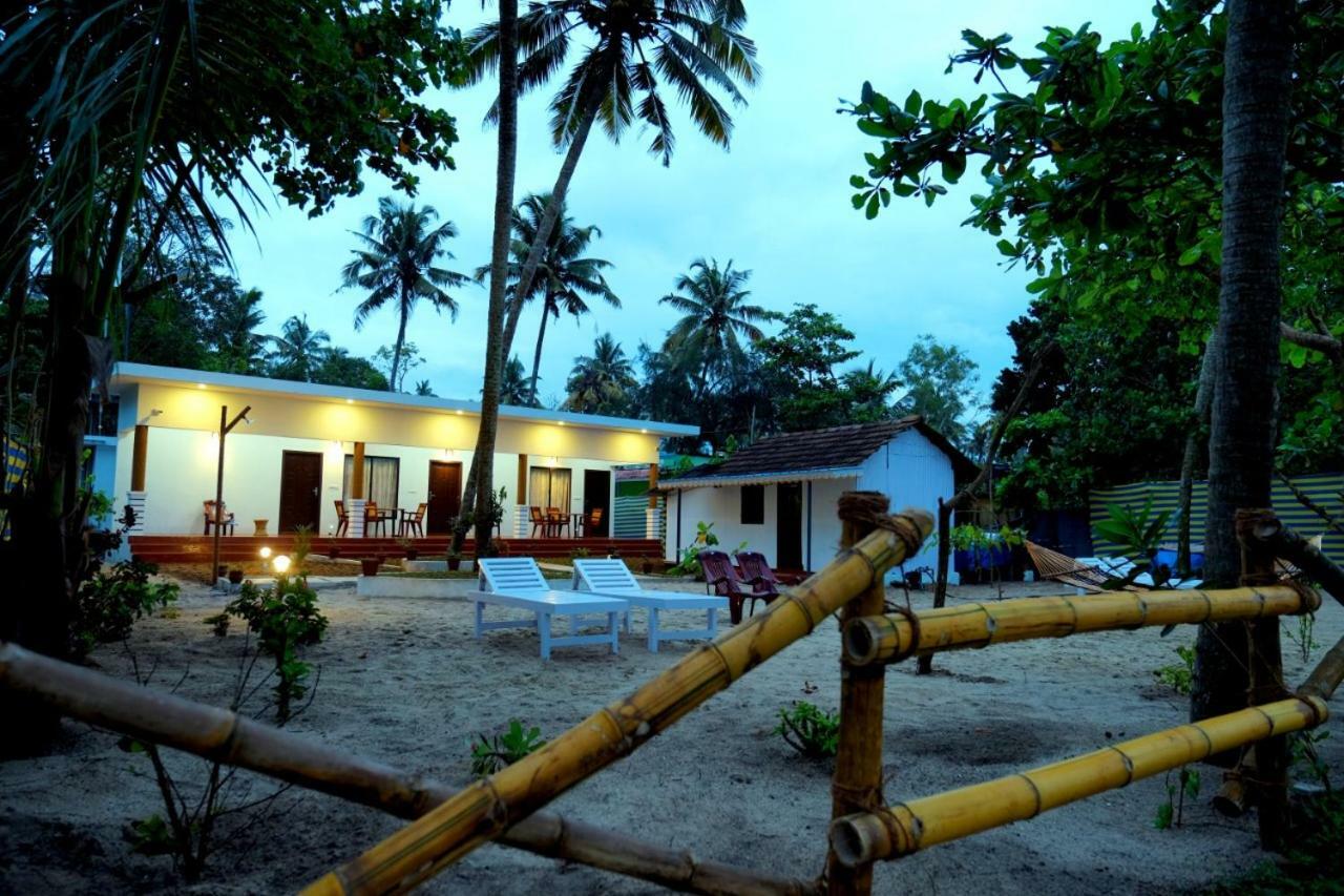Marari Phoenix Beach Homestay Mararikulam Eksteriør billede