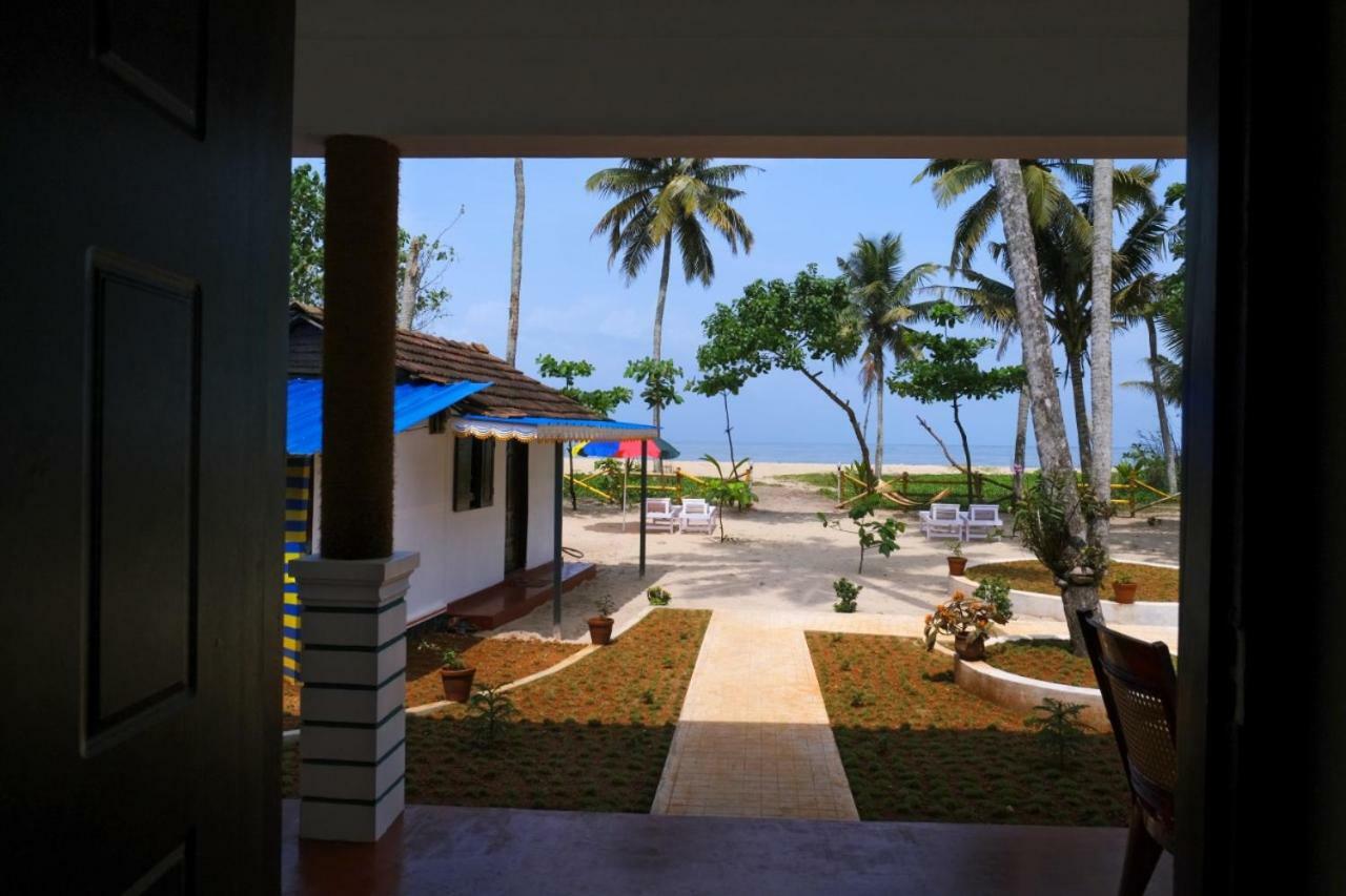 Marari Phoenix Beach Homestay Mararikulam Eksteriør billede