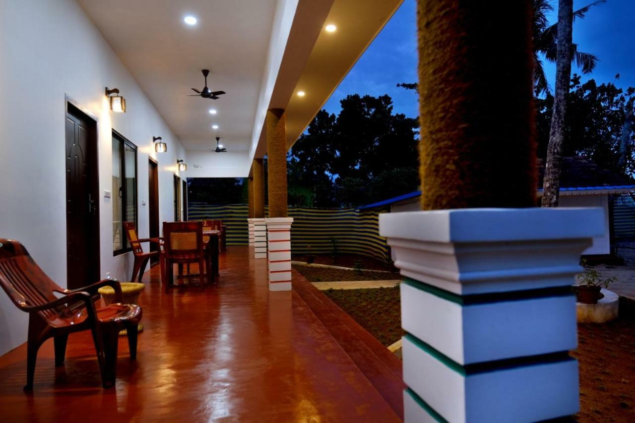 Marari Phoenix Beach Homestay Mararikulam Eksteriør billede