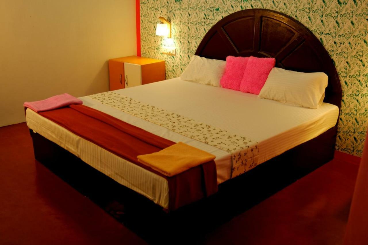 Marari Phoenix Beach Homestay Mararikulam Eksteriør billede