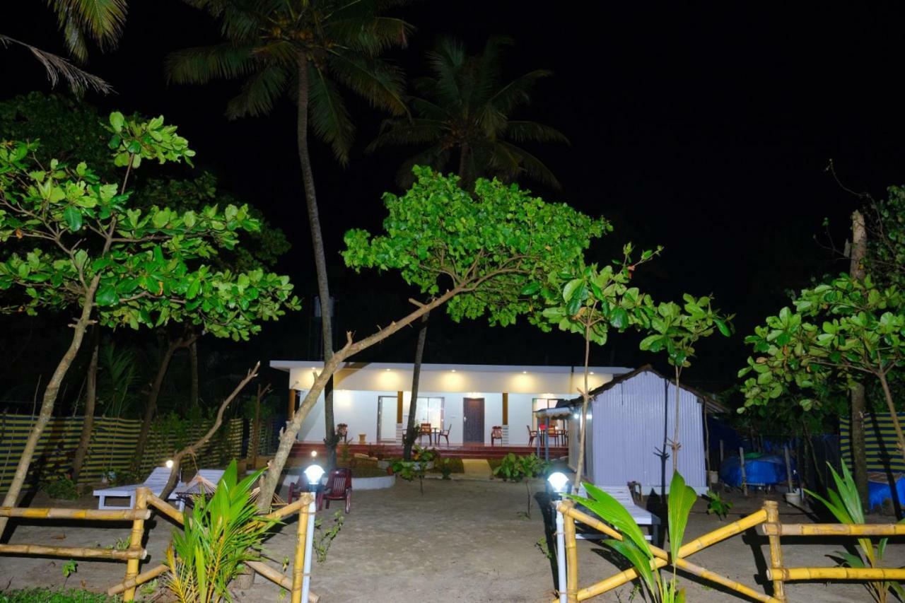 Marari Phoenix Beach Homestay Mararikulam Eksteriør billede